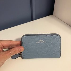 Coach zip card case